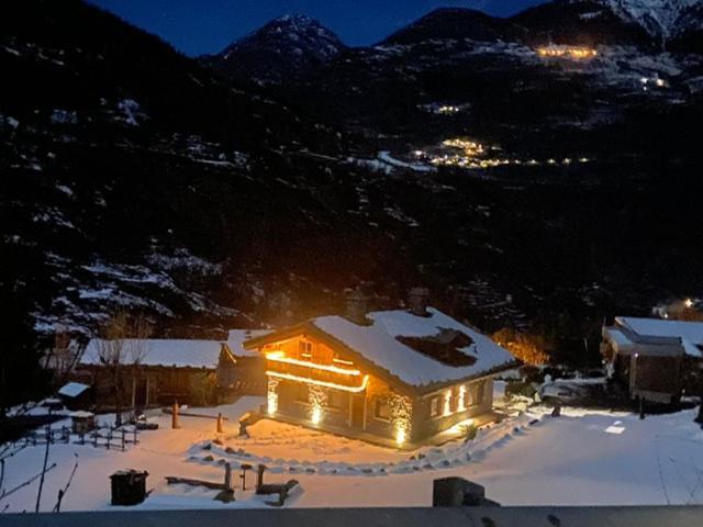 Casa Vacanze Petit Haury - Alloggi Ad Uso Turistico Vda Arvier N 0039 E N 0040 - Luaran gambar