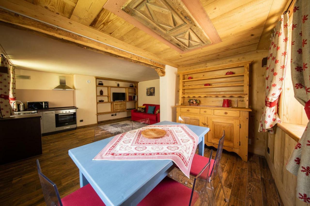 Casa Vacanze Petit Haury - Alloggi Ad Uso Turistico Vda Arvier N 0039 E N 0040 - Luaran gambar