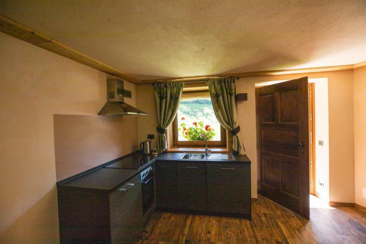 Casa Vacanze Petit Haury - Alloggi Ad Uso Turistico Vda Arvier N 0039 E N 0040 - Luaran gambar