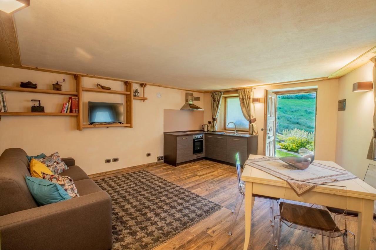 Casa Vacanze Petit Haury - Alloggi Ad Uso Turistico Vda Arvier N 0039 E N 0040 - Luaran gambar